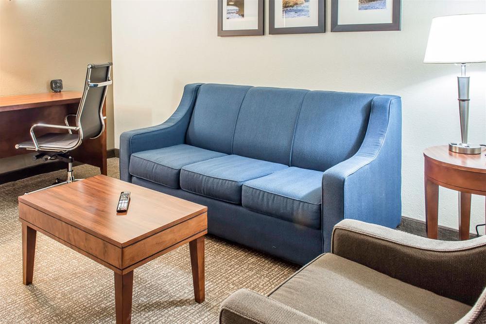 Comfort Suites Near Potomac Mills Woodbridge Dış mekan fotoğraf